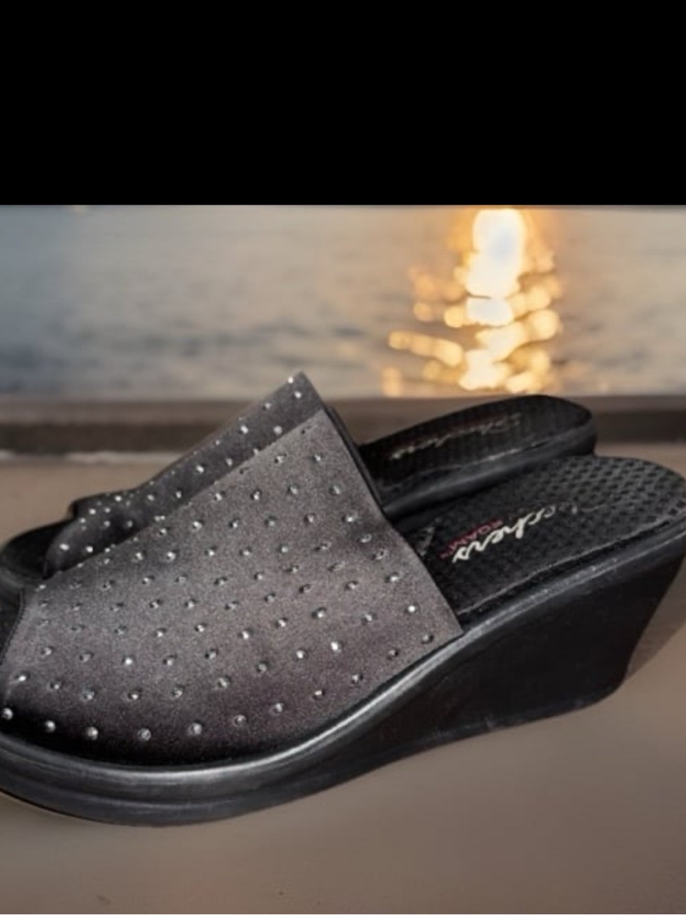 Skechers Cali Rumblers Silky Smooth wedges with Rhinestones, Women’s size 8